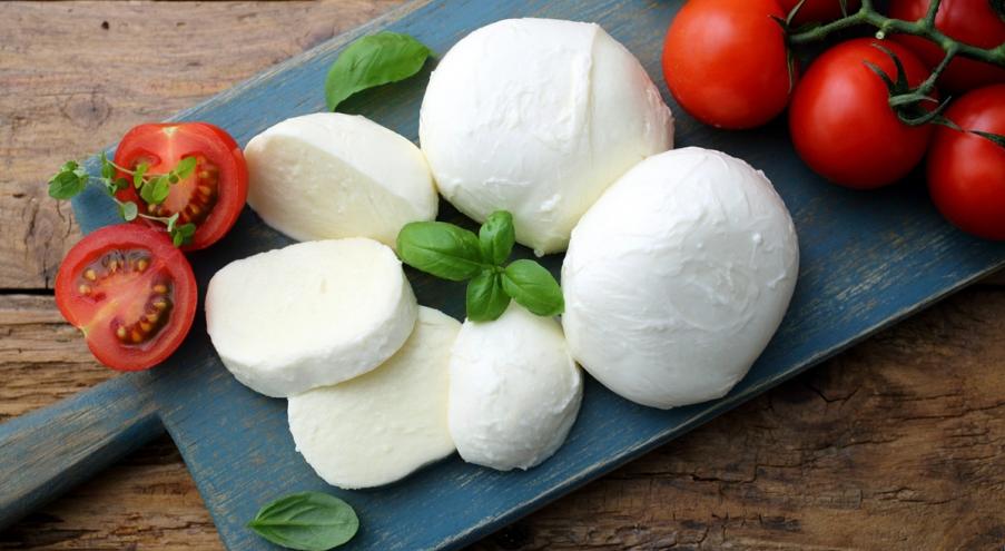 Что такое сыр моцарелла? Моцарелла — это итальянский