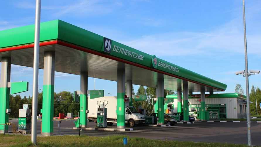 "Белнефтехим" снова поднял цены на топливо в Беларуси. Сколько нужно будет отдать за литр бензина с 4 июня?