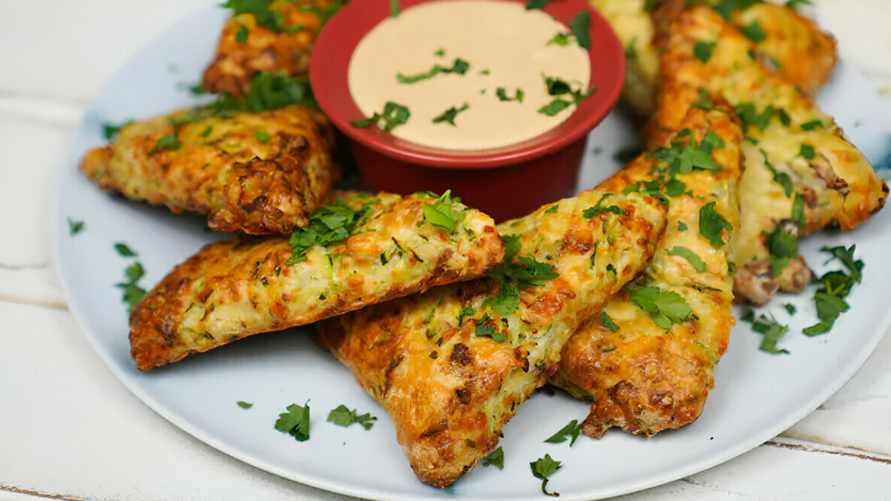 Этот рецепт английской выпечки удивит своей простотой и вкусом. Что нужно, кроме кабачков и сыра?