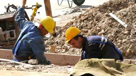 Зарплата — 6000 рублей. В Минске ищут подсобных рабочих с общим базовым образованием. Но есть нюанс