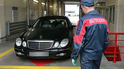 «Запрещается эксплуатация» — «Белтехосмотр» рассказал, с какими шинами авто не пройдет ТО летом