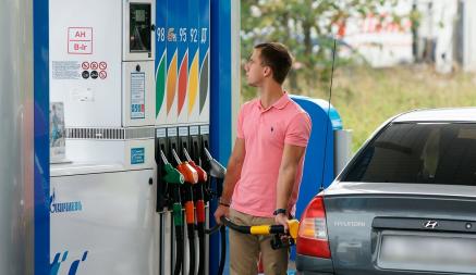 Сколько будет стоить литр бензина в Беларуси с 11 июня? «Белнефтехим» озвучил новые цены