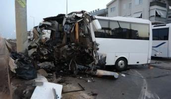Четыре белорусских туриста попали в больницу с травмами после ДТП с автобусом в Турции