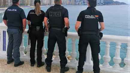 Власти испанского курорта ввели для туристов штраф в 250 евро. Какая хитрость теперь под запретом?