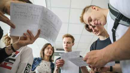 В Минтруда собрали список документов выпускника для устройства на работу по распределению. А что обязан наниматель?