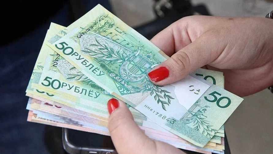 МВД предложило запретить "дублі" и "цублі" белорусских рублей. Что с ними не так?