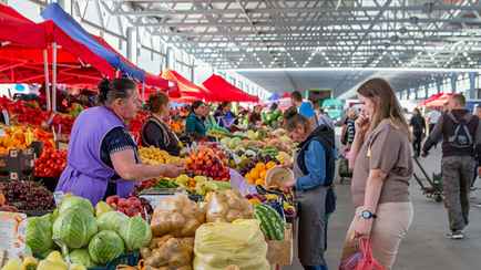 Штраф — до 1000 рублей. Юрист пояснил белорусам, в каких случаях надо вызывать милицию на продавца