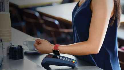 «Беларусбанк» перестал поддерживать платежный сервис Fitbit Pay