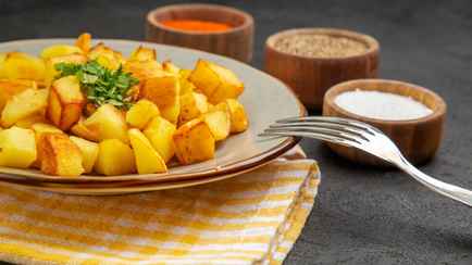 Больше никакого пюре и фри. Нашли рецепт картофельного гарнира, который откроет овощ по-новому