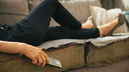 «Белтелеком» сообщил о запрете на трансляцию одного телеканала — с 1 июля он недоступен для белорусов