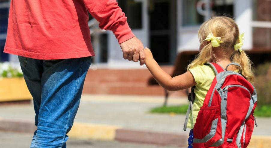 Согласно закону, со следующего года один из родителей,