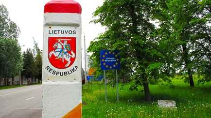 Таможня Литвы рассказала, сколько авто на границе с Беларусью развернула за 7 дней