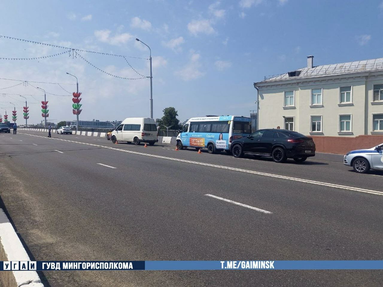 В центре Минска в массовом ДТП пострадали маршрутка и такси – трое пассажиров в больнице