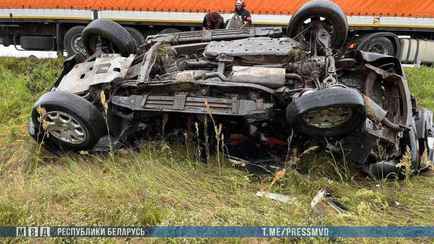 Под Дрогичином легковушка врезалась в грузовик — погибла семья из 4 человек, в том числе 10-летняя девочка