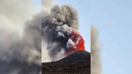 «Я бы бежал в страхе» — В Сети появились видео с извержением вулкана Этна