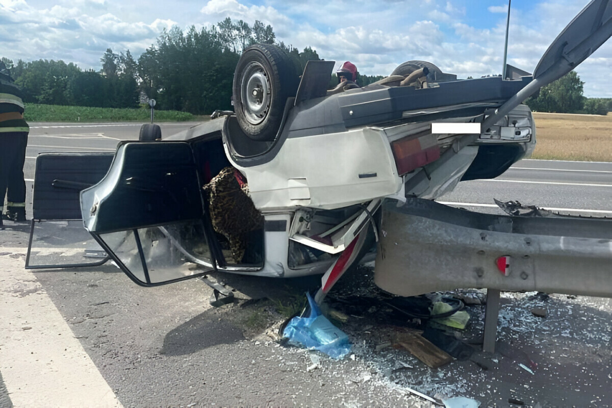 Под Лидой столкнулись два автомобиля — водитель и пассажирка погибли на месте