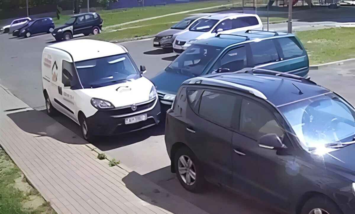 Штраф — 240 рублей. В Жлобине белоруску на 3 месяца лишили прав из-за другого "водителя" за рулём. Это как?