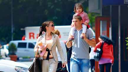 В Беларуси увеличили пособия по беременности и родам, но не для всех. Когда вступят в силу?