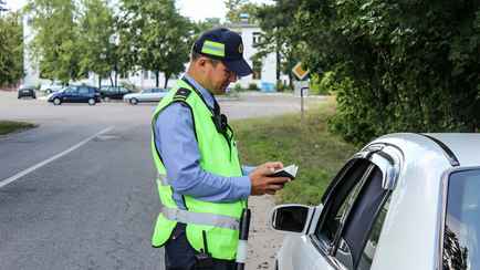ГАИ объявила рейды на «автохулиганов» и «должностных лиц». За что белорусам пообещали штрафы от 160 до 240 рублей?