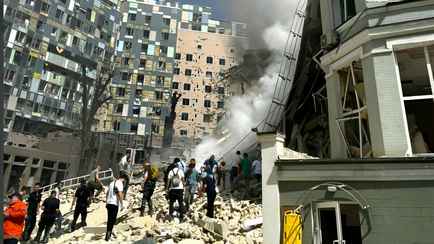 В Киеве ракета попала в детскую больницу