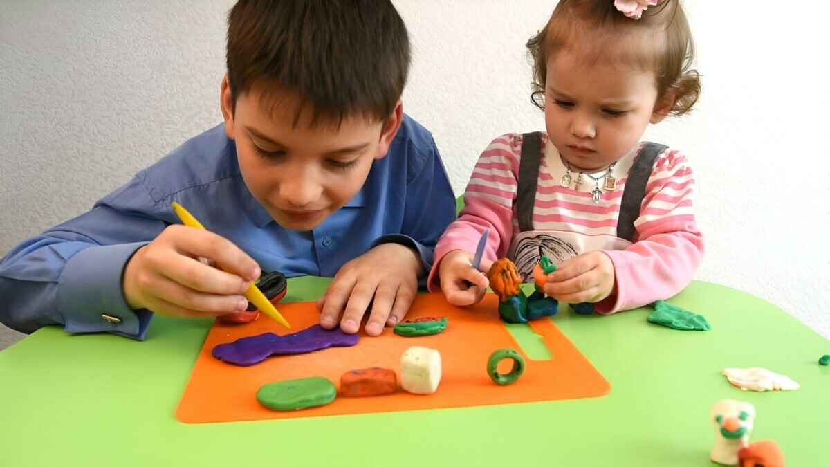 Госстандарт Беларуси запретил продавать пластилин из РФ. Посмотрите, не покупали ли вы его детям