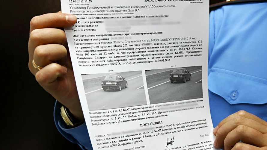 "Не остаётся денег на жизнь" — Адвокат рассказала, сколько могут принудительно списать с карт белорусов в счёт уплаты штрафа