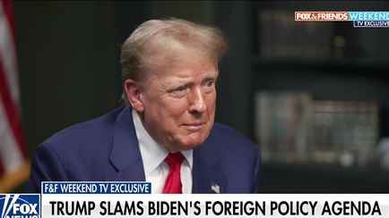 Испугался «леворадикальной сумасшедшей»? Трамп не смог ответить прямо, будет ли участвовать в дебатах с Харрис