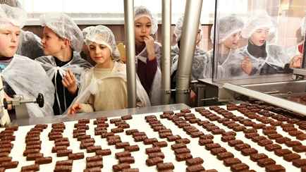 «Коммунарка» предложила белорусам сезонную подработку. За что пообещали бонус до 800 рублей?