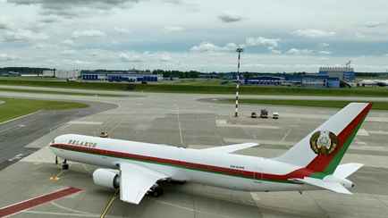 Лукашенко улетел в Казахстан