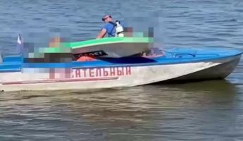 «Люди были в шоковом состоянии» — На Минском море едва не утонули 4 человека на каяке и сапборде