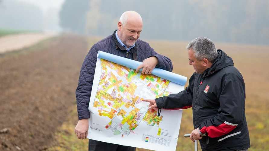Йорг Дорнау и Юрий Куницкий — соучредители ООО «Цыбулька-Бел». Фото: "СБ. Беларусь сегодня"