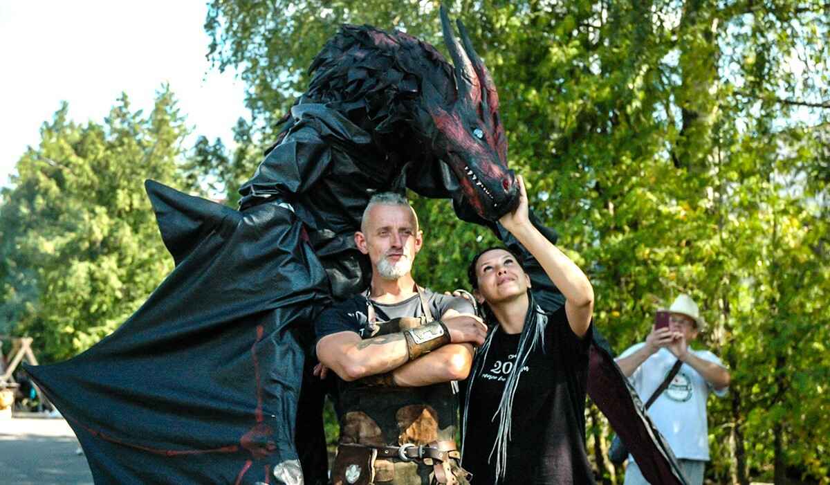 Шаманы, этно-музыка и цирк из огня. Белорусов позвали на "самый мистический фестиваль". Где и сколько стоит?