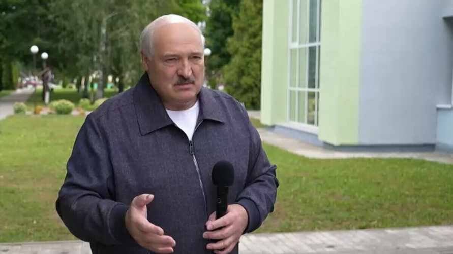 Лукашенко призвал белорусов готовиться к "другому" президенту из "нового поколения". Когда?