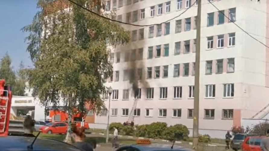 В Могилеве загорелась поликлиника