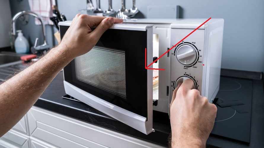 Эта "тайная функция" микроволновок собрала миллион просмотров в TikTok. Проверите у себя?