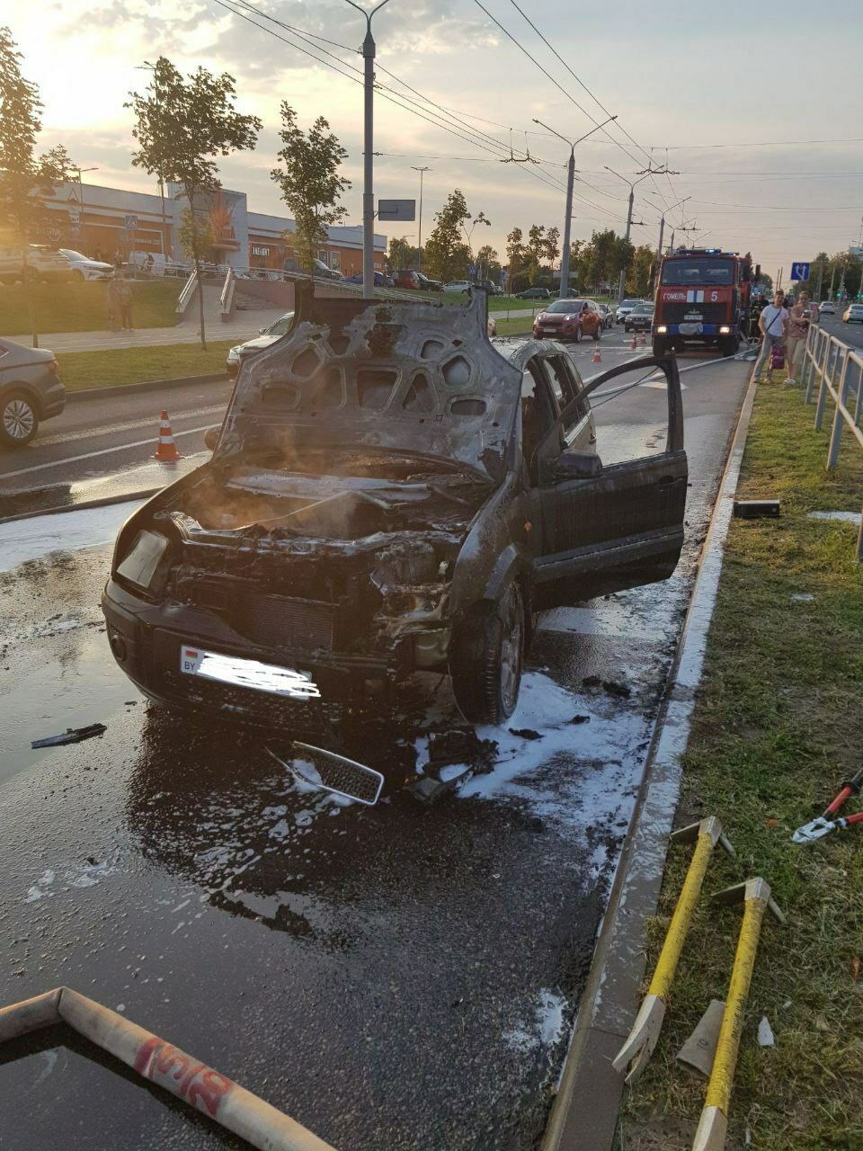 В Гомеле при движении загорелось авто