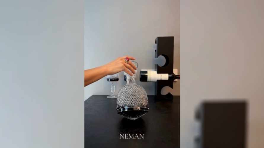 Гродненская фабрика выпустила графин-неваляшку. Сколько стоит?