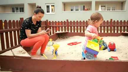 Можно ли работать в декрете и при этом получать пособие? В Минтруда Беларуси ответили