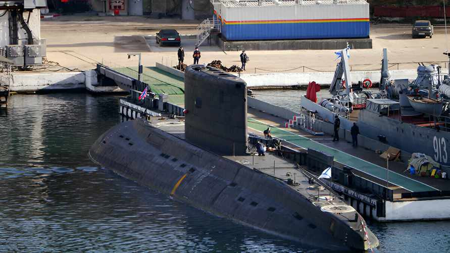 Генштаб Украины объявил о потоплении российской подлодки в Севастополе. Что говорят в Москве?