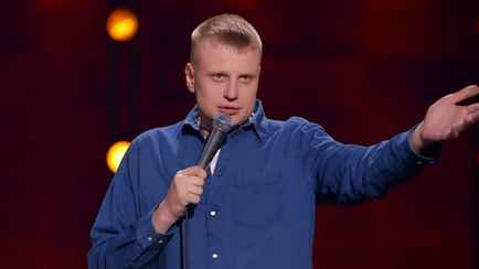 СК Беларуси начал спецпроизводство против стендап-комика Комиссаренко. В чём обвиняют?