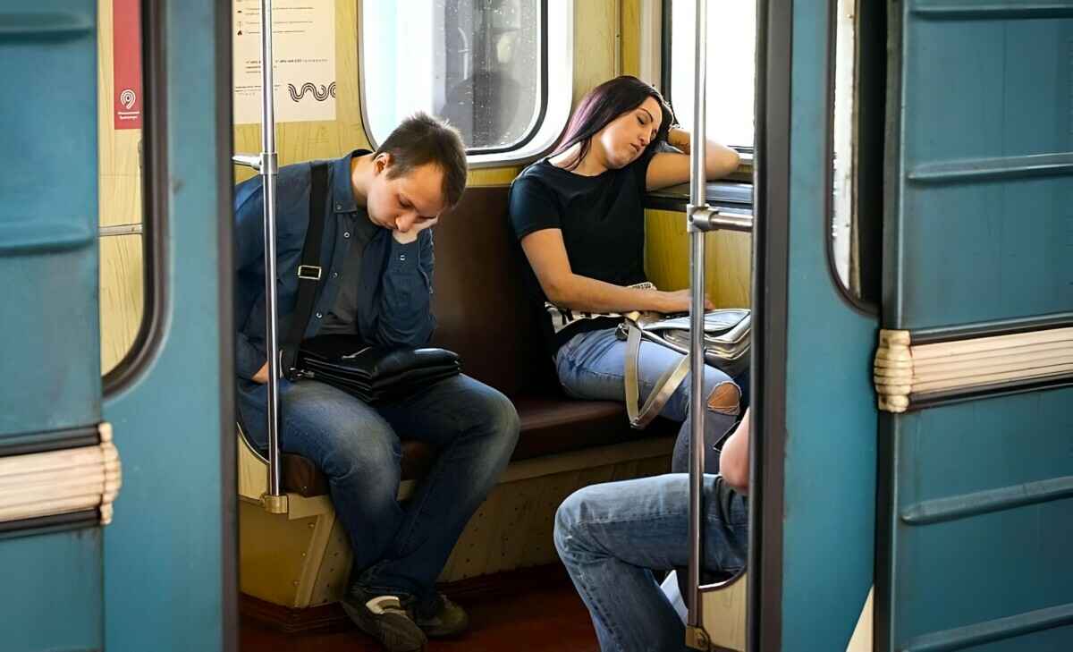 Как выспаться за 6 часов? В Минздраве Беларуси назвали 8 способов