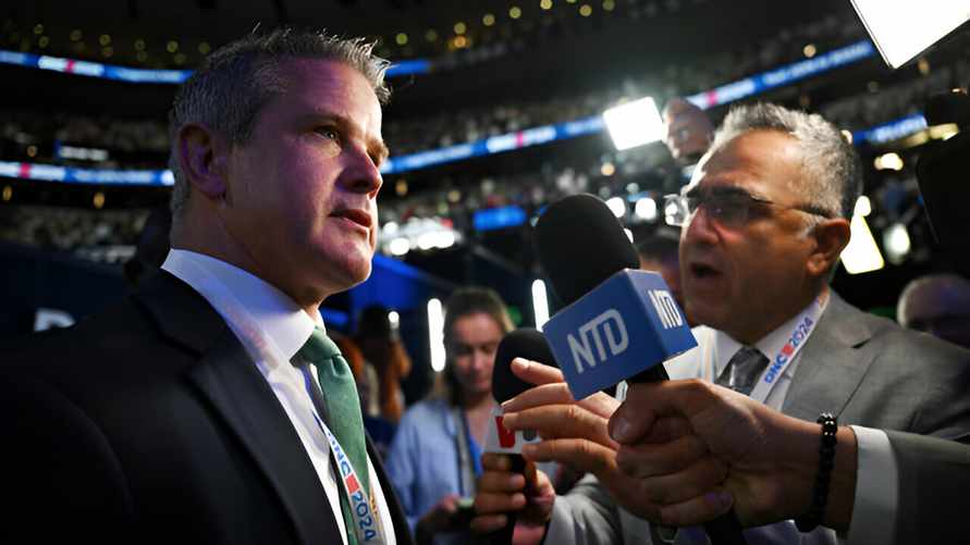 Республиканский экс-конгрессмен призвал республиканцев поломать шаблон и голосовать за Харрис. Как объяснил?