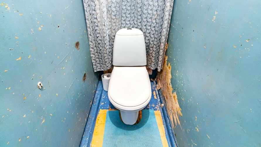 Появились фото самой дешёвой квартиры в Минске. Сколько стоит и как выглядит "однушка"?