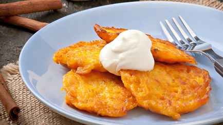 Оладьи из этого овоща заменят драники и жареные кабачки. Нашли простой рецепт, который станет хитом осени