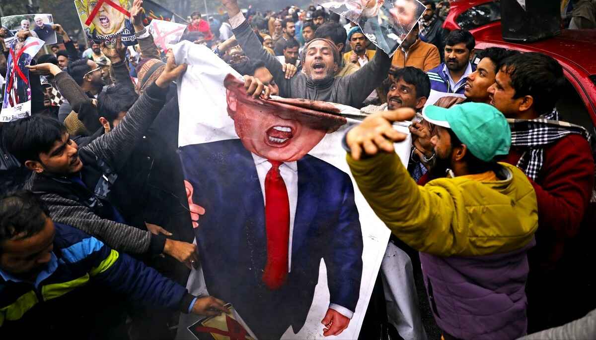 США обвинили Иран в попытке "усилить разногласия" перед выборами. Каким образом?