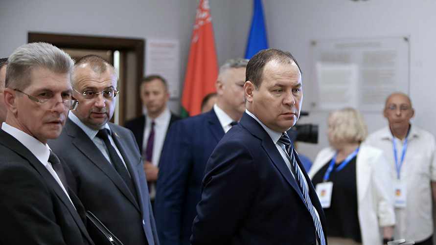 Головченко создал группу по "оптимизации" очередей на жилье в Беларуси. Что хотят изменить?