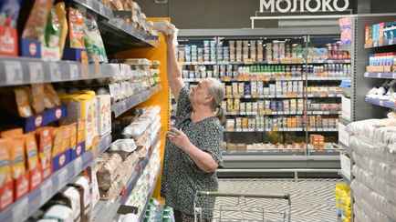 Белстат рассказал, что из продуктов подешевело в августе почти на 6%. Как изменились цены в Беларуси за год?