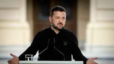 «Хочет поставить всё на карту» — Зеленский решил предложить «временное замораживание» войны — Bild