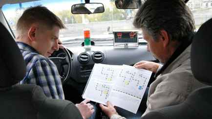 В ГАИ Беларуси предложили регистрироваться на сдачу экзамена по QR-коду. Но не везде