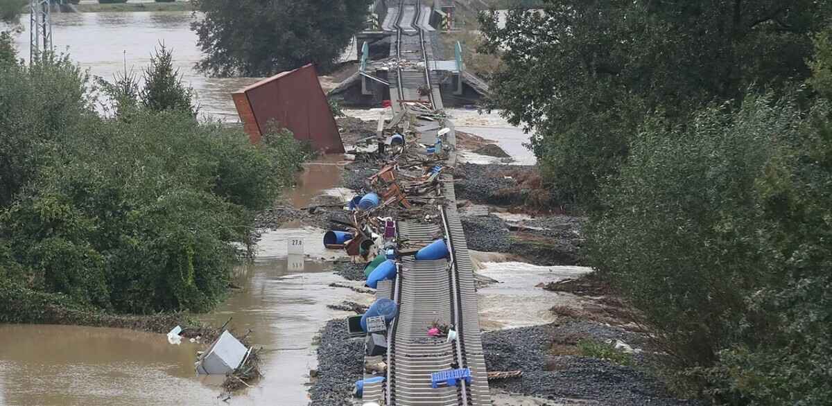 В Польше ввели режим стихийного бедствия из-за наводнения, которое случается раз в 100 лет